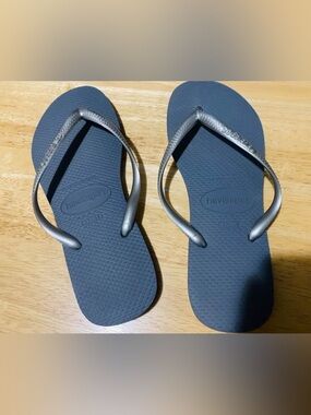 Havaianas Slim Flip Flops in Dark Blue with Metallic Gray Straps